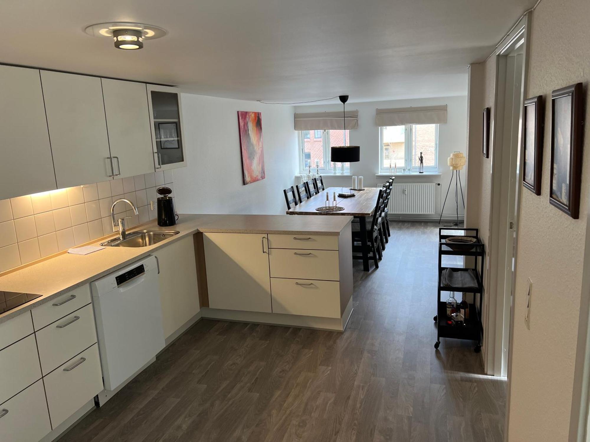 Visit Wonderful Center - 3 Bedroom